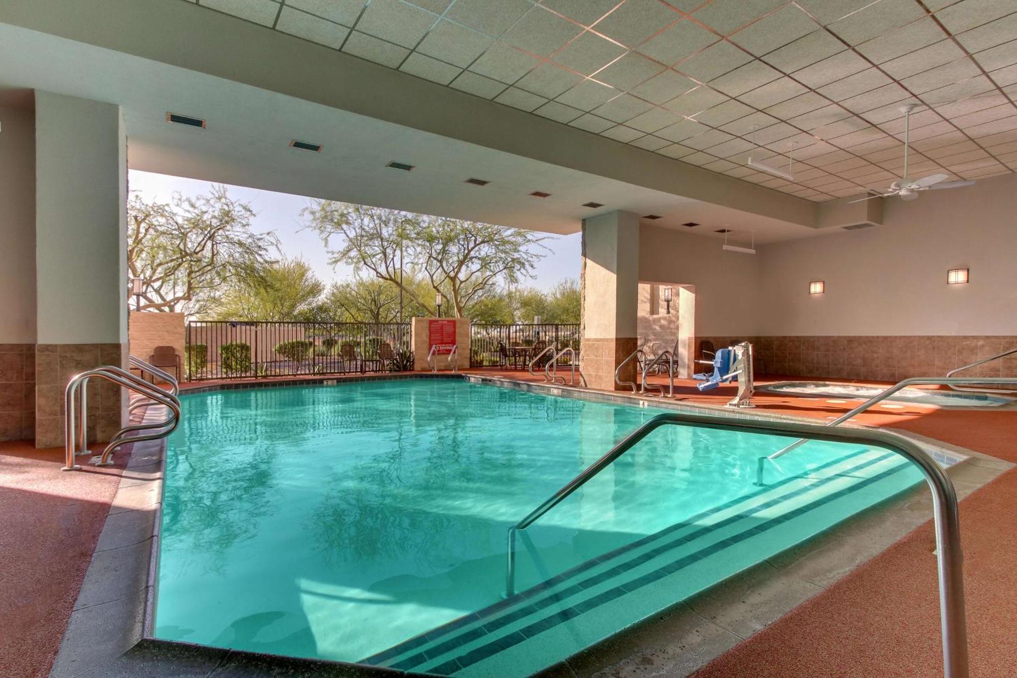 Hotel Drury & Happy Valley Phoenix